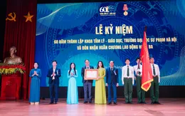 Một khoa của Trường ĐHSP Hà Nội nhận Huân chương Lao động hạng Ba