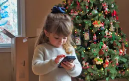 Mỹ cảnh báo mạng xã hội có thể làm suy giảm nhận thức ở trẻ em