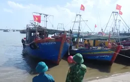 Các địa phương đồng loạt kích hoạt phương án ứng phó bão số 12