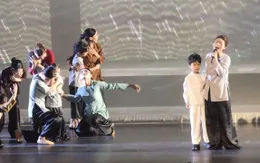 Ấm áp đêm nghệ thuật 'Hoa nở sau mưa' gây quỹ ủng hộ đồng bào lũ lụt Cao Bằng