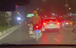 CSGT kịp thời hỗ trợ người bị tai nạn giao thông đi cấp cứu