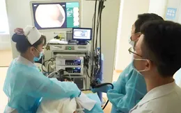 Phát hiện ung thư hiếm gặp từ những cơn đau bụng kéo dài