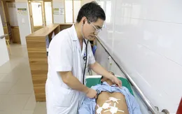 "Cân não" đặt stent cứu bệnh nhân nhồi máu cơ tim cấp sau phẫu thuật nội soi