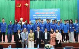 Khởi nghiệp kinh tế số: Khi sinh viên học cách bán hàng toàn cầu từ chiếc điện thoại