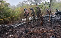 Máy bay chở khách du lịch nước ngoài rơi ở Kenya, tất cả 12 người thiệt mạng