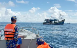 Vùng 5 Hải quân tăng cường chống khai thác IUU