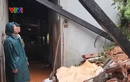 Sạt lở núi Hòn Dồ ở Quảng Ngãi đe dọa hàng chục hộ dân