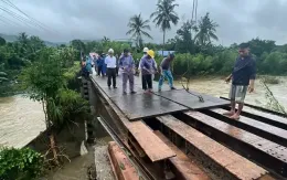 Quảng Ngãi khẩn trương dựng cầu tạm sau sự cố sập cầu Cây Sung