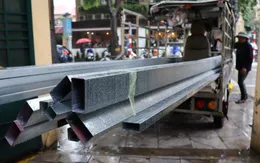 Hà Nội: Xử lý nghiêm xe tự chế, chở hàng hoá cồng kềnh gây mất an toàn giao thông