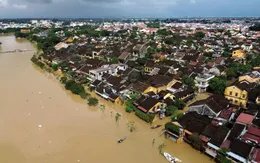 Agribank hỗ trợ kịp thời các tỉnh miền Trung khắc phục hậu quả lũ lụt do mưa lũ lịch sử