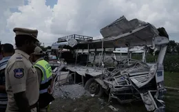 Xe tải đâm xe bus ở miền Nam Ấn Độ, ít nhất 20 người thiệt mạng 