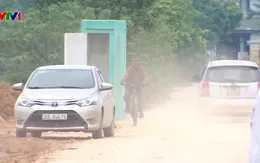 Khói bụi bủa vây khu dân cư ở Hà Nội vì thi công dự án cây xanh