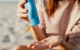 Thu hồi, tiêu hủy lô kem chống nắng A Cosmetics không rõ nguồn gốc