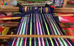 Thăm làng dệt thổ cẩm truyền thống của người K’Ho