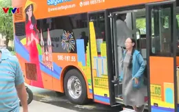 Khám phá di sản trên xe buýt 2 tầng của TP Hồ Chí Minh