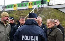 Thủ tướng Tusk: Vụ nổ đường sắt ở Ba Lan là hành vi phá hoại chưa từng có