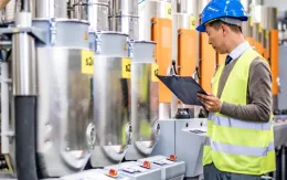 Ưu đãi thuế cho DNNVV năm 2025: Kỳ vọng cú hích thúc đẩy kinh tế