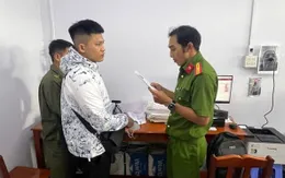 Truy nã hơn nửa tháng, nghi phạm tham ô lộ diện tại UBND xã