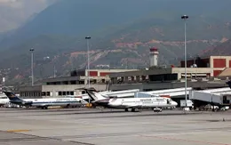 Nhiều hãng hàng không hủy chuyến bay khởi hành từ Venezuela sau cảnh báo của Mỹ