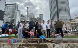 Ngành du lịch Khánh Hòa tăng tốc làm sạch bãi biển, khôi phục hình ảnh điểm đến sau thiên tai