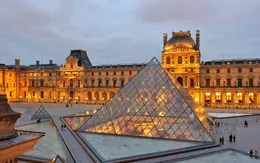 Bảo tàng Louvre: sức hút cũng chính là điểm yếu
