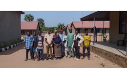 50 học sinh bị bắt cóc ở Nigeria trốn thoát, hơn 250 em vẫn đang bị giam giữ