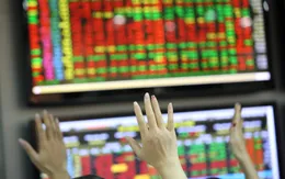 VN-Index lùi về 1.660 điểm