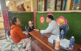 5 tổ công tác của Sở Y tế TP Hồ Chí Minh ra quân hỗ trợ các địa phương vùng lũ