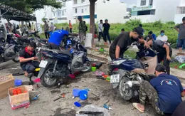 Hàng nghìn xe máy bị ngập nước được sửa miễn phí