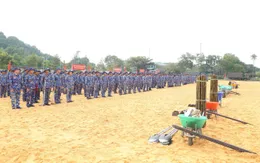 Hải quân phát động "Chiến dịch Quang Trung" giúp nhân dân xây dựng, sửa chữa nhà sau mưa lũ