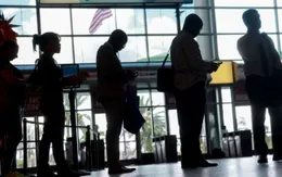 Khu vực tư nhân Mỹ giảm 32.000 việc làm trong tháng 11