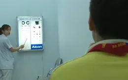 Phối hợp liên ngành kiểm soát tật khúc xạ học đường