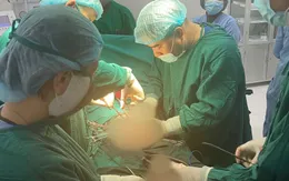 Sản phụ nguy kịch do băng huyết: Chi viện kịp thời từ tuyến trên