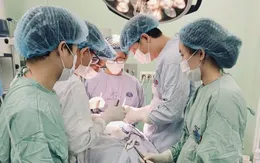 Bướu giáp lớn chèn ép khí quản, bệnh nhân 75 tuổi được cứu kịp thời