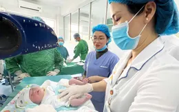 Sản phụ bỏng nặng 25% cơ thể sinh con an toàn