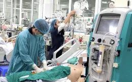 Cứu sống bệnh nhân Malaysia sốc nhiễm khuẩn, viêm phổi nặng trên nền suy tim