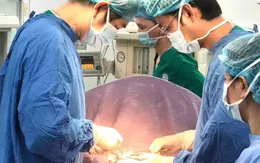 Cứu sống bệnh nhi 3 tuổi bị xoắn túi mật hoại tử