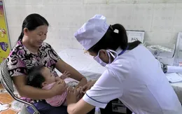Đảm bảo tỷ lệ bao phủ vaccine bại liệt trên 95% tại cấp xã, phường