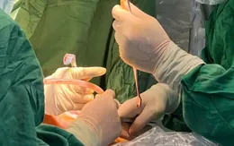 Cứu sống cụ ông 93 tuổi nguy kịch do nhiều bệnh nền phức tạp