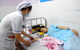 Thai phụ sốc phản vệ sau khi ăn ốc