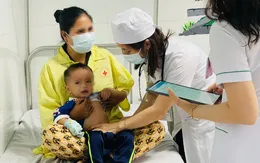Chủ động thu dung, điều trị ngộ độc thực phẩm mùa nắng nóng