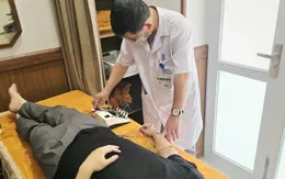 Liệt tay sau ngủ sai tư thế: Phục hồi nhờ điều trị kịp thời