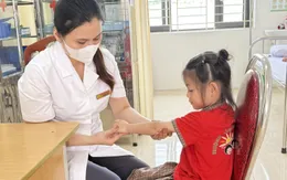 Chủ động phòng bệnh tay chân miệng từ sớm, từ xa tại các trường học