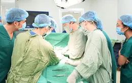 Ca bệnh hiếm: Thai IVF 39 tuần mang u lách nặng 1,5kg