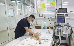 Cứu sống bé 29 tháng tuổi đồng nhiễm 5 tác nhân gây viêm phổi nặng