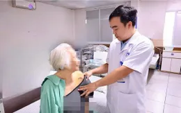 Nhập viện với dấu hiệu đột quỵ, bác sĩ phát hiện nguyên nhân từ trật khớp vai cũ