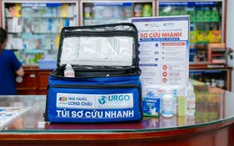 Long Châu cùng Hội Chữ thập đỏ TP Hồ Chí Minh hoàn tất đào tạo sơ cấp cứu cho hơn 1.000 dược sĩ: Thêm điểm tựa an tâm cho người dân trong mùa mưa