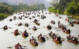 Khai hội chùa Hương