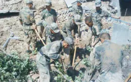 Trung Quốc: Hàng trăm ngôi nhà bị lũ cuốn phăng