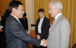 Phó Thủ tướng Phạm Bình Minh tiếp Thượng Nghị sỹ Hoa Kỳ